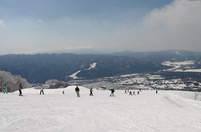 Hakuba Iwatake Snow Field