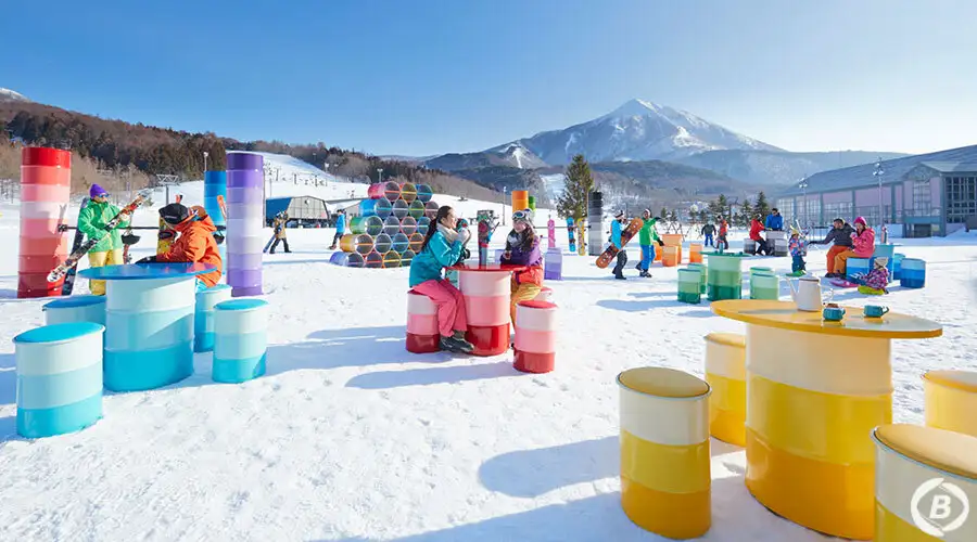 ドラム缶広場