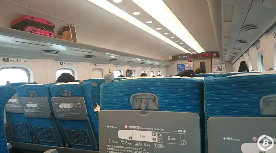 新幹線の座席