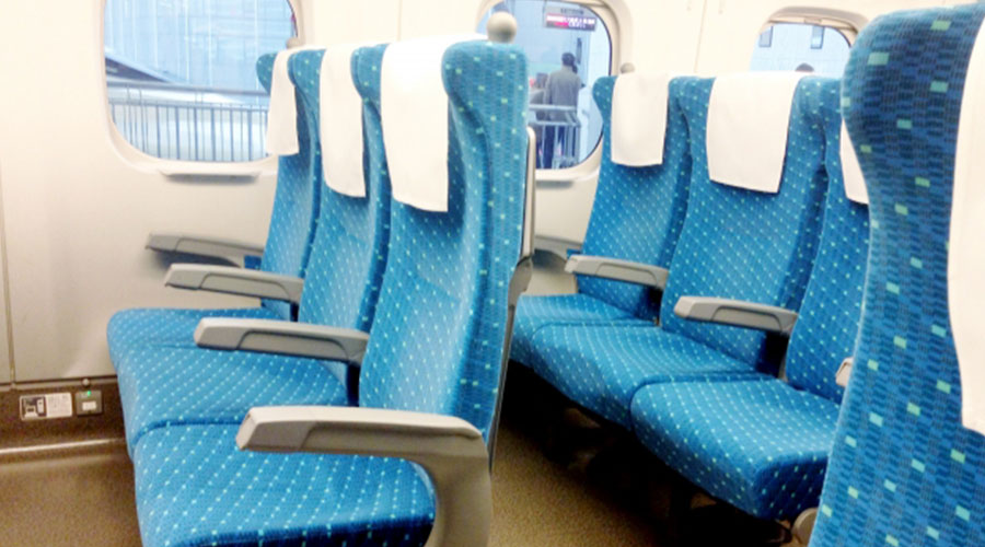 新幹線の座席