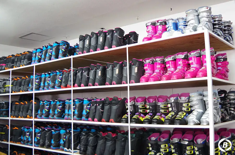 スノーボードブーツ・スキー靴