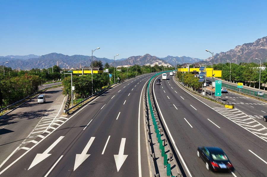 高速道路イメージ