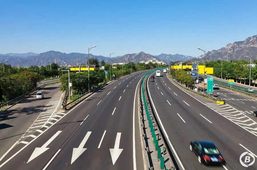 高速道路イメージ