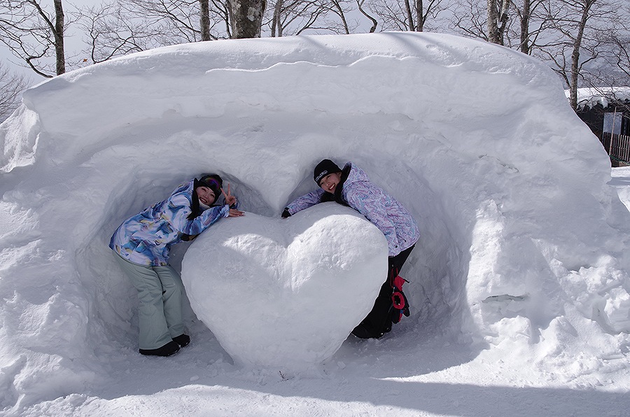 雪遊びイメージ