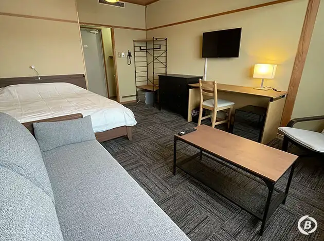 アルペンプラザ・クイーンベッドルーム（洗面・トイレ付き）