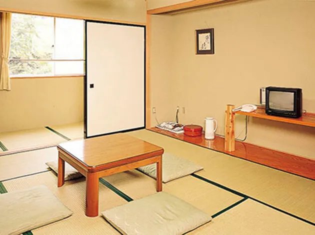 ホテル城山館