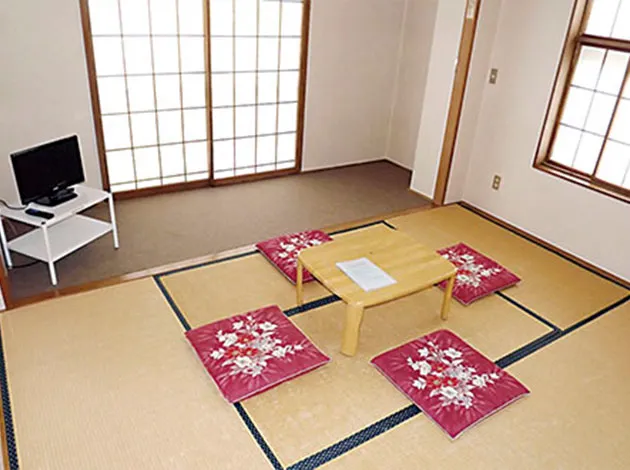 ほりで~いんこばやし