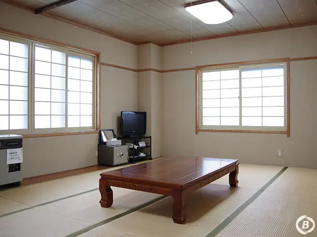 アルファイン秀雲荘
