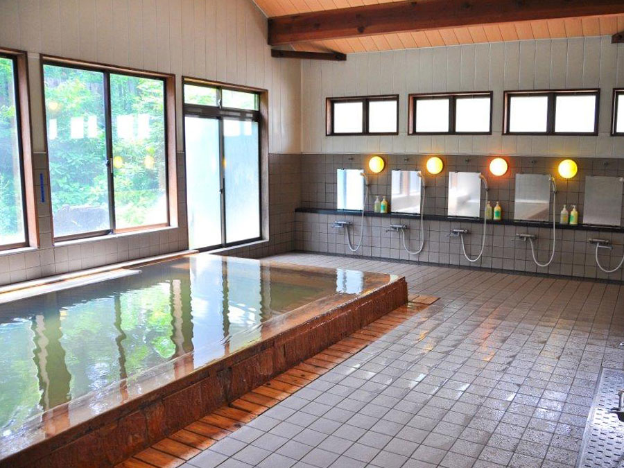 白馬姫川温泉・岩岳の湯の大浴場