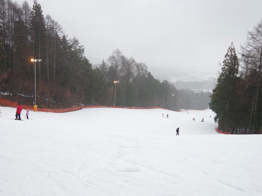 駒ヶ根高原スキー場のすずらんコース