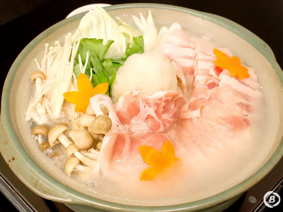 ホテル サンプラザ栂池の夕食一例